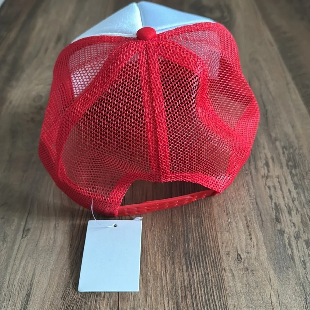Red and White Feeling Lucky Cap